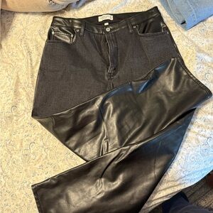 Abercrombie & Fitch Curve Love Ultra High Rise Ankle Straight Jeans Size 33